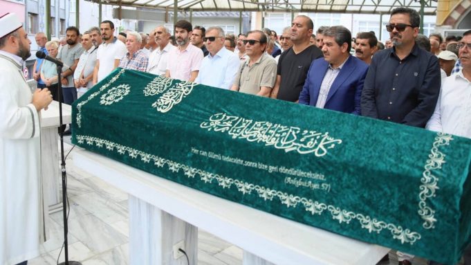Esenler CHP Meclis Üyesi Mustafa Ustanın Acı Günü