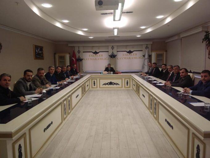 Esenler’in Yeni Kaymakamı Adil Karataş Mahalle Muhtarları İle Tanıştı