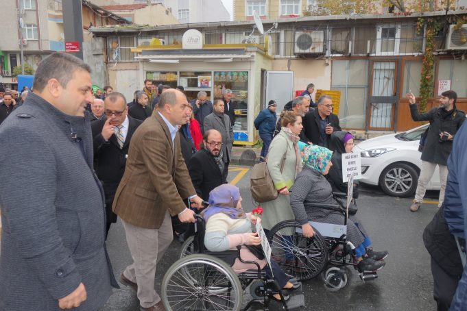 Esenlerdeki Engelliler: ”Eşit Yaşam Hakkı İstiyoruz”