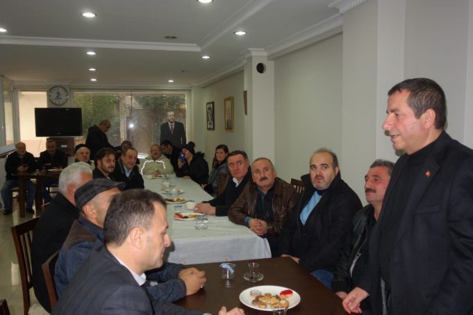 Esenler’de Rizeliler’in Kongresine Mehmet Sirkeci’nin Sözleri Damga Vurdu