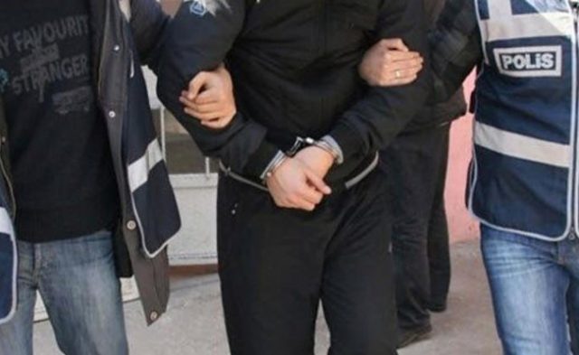 mit-tespit-etti-polis-yakaladi_096ae