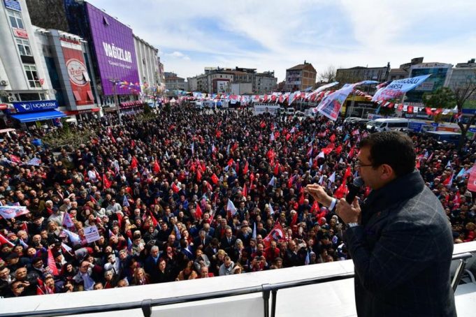 İMAMOĞLU ESENLER’DE KONUŞTU